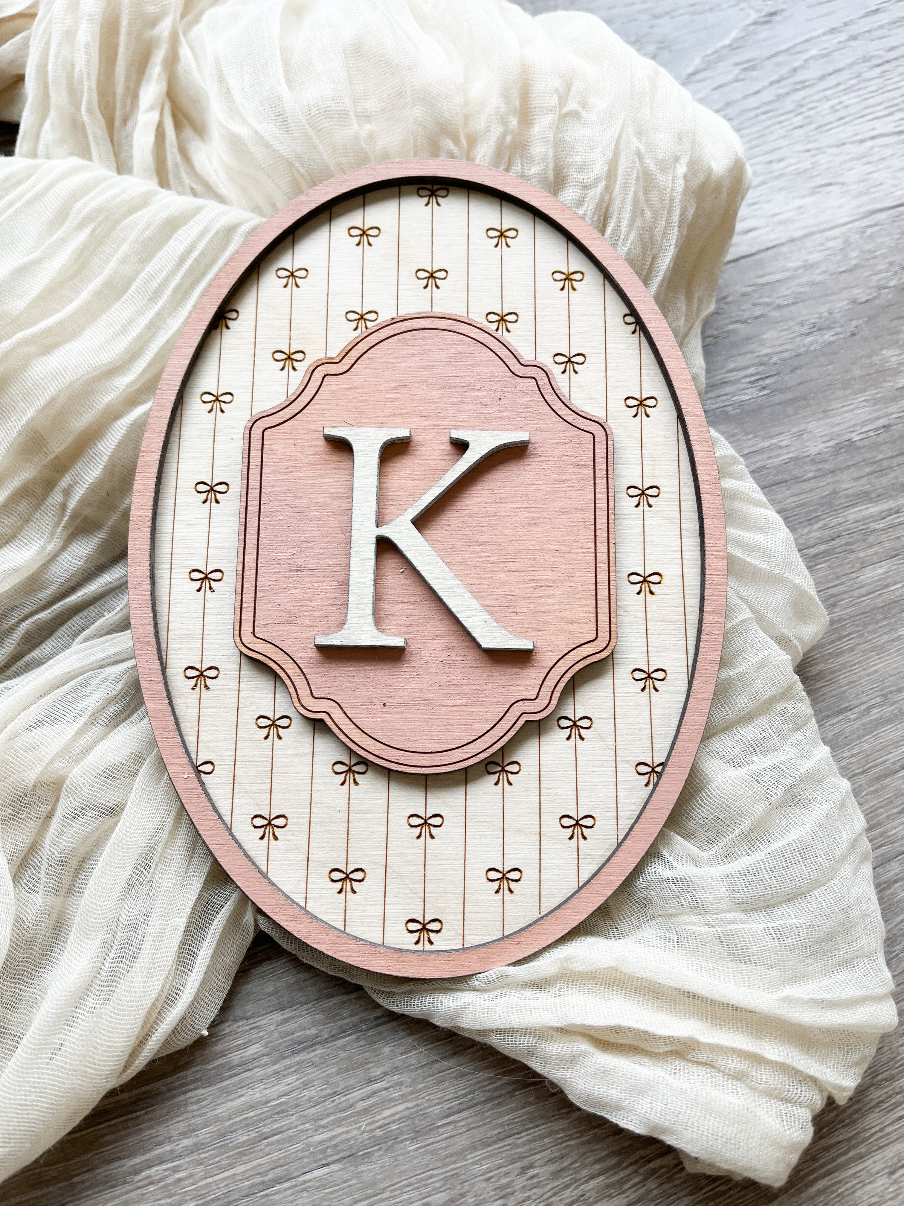 Vintage Bow Monogram mini sign