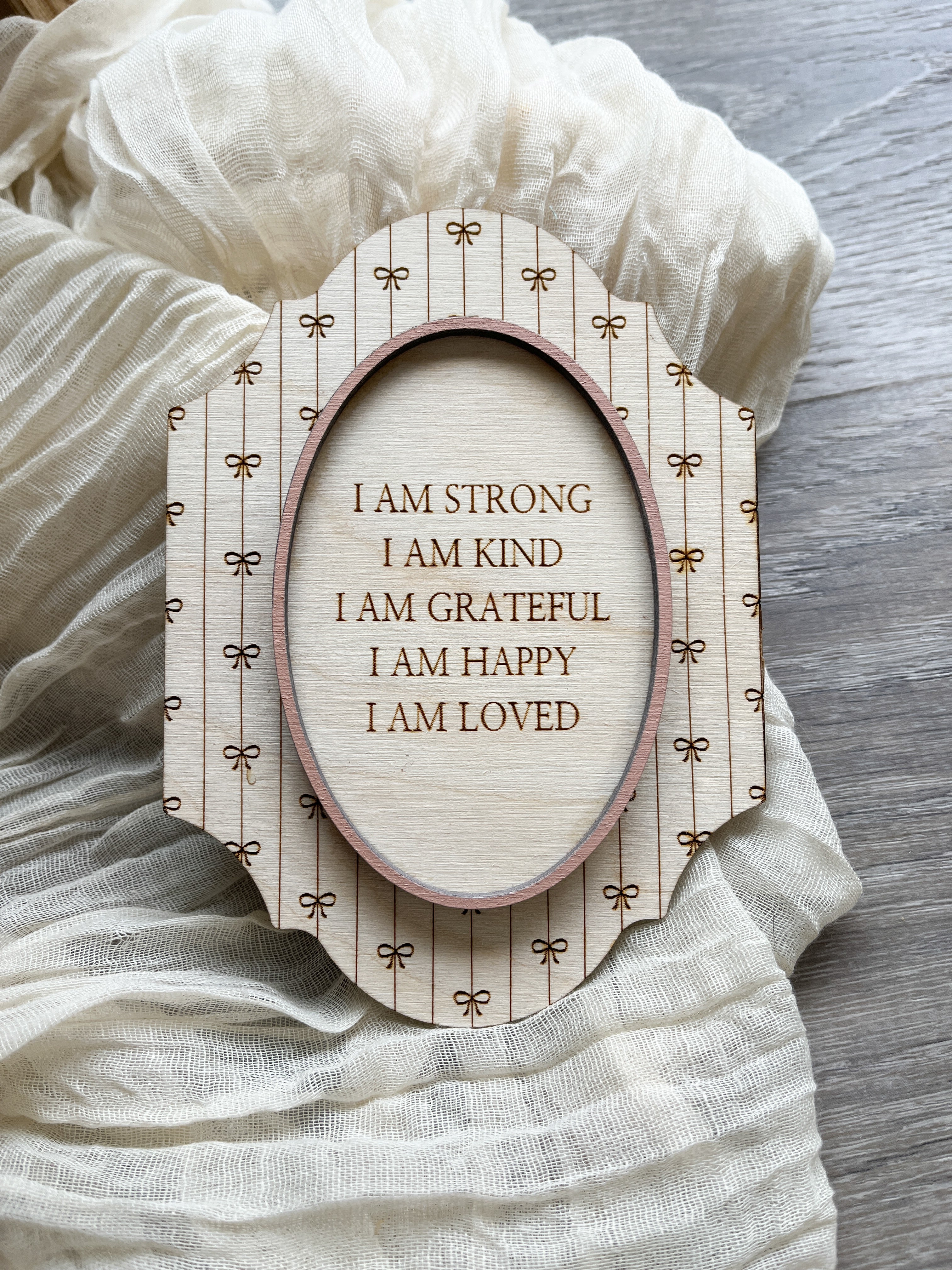Vintage Bow Affirmation Mini Sign