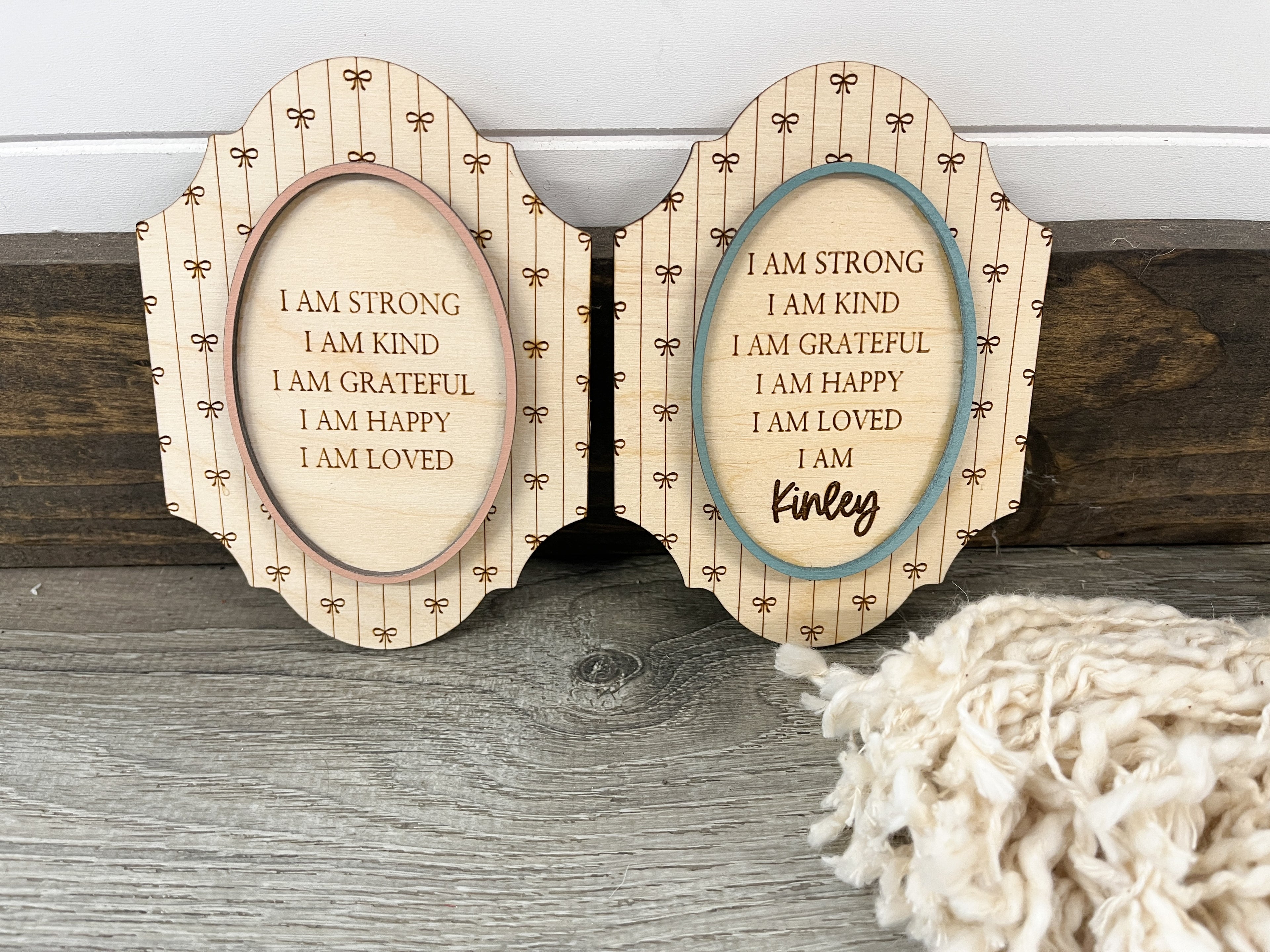 Vintage Bow Affirmation Mini Sign