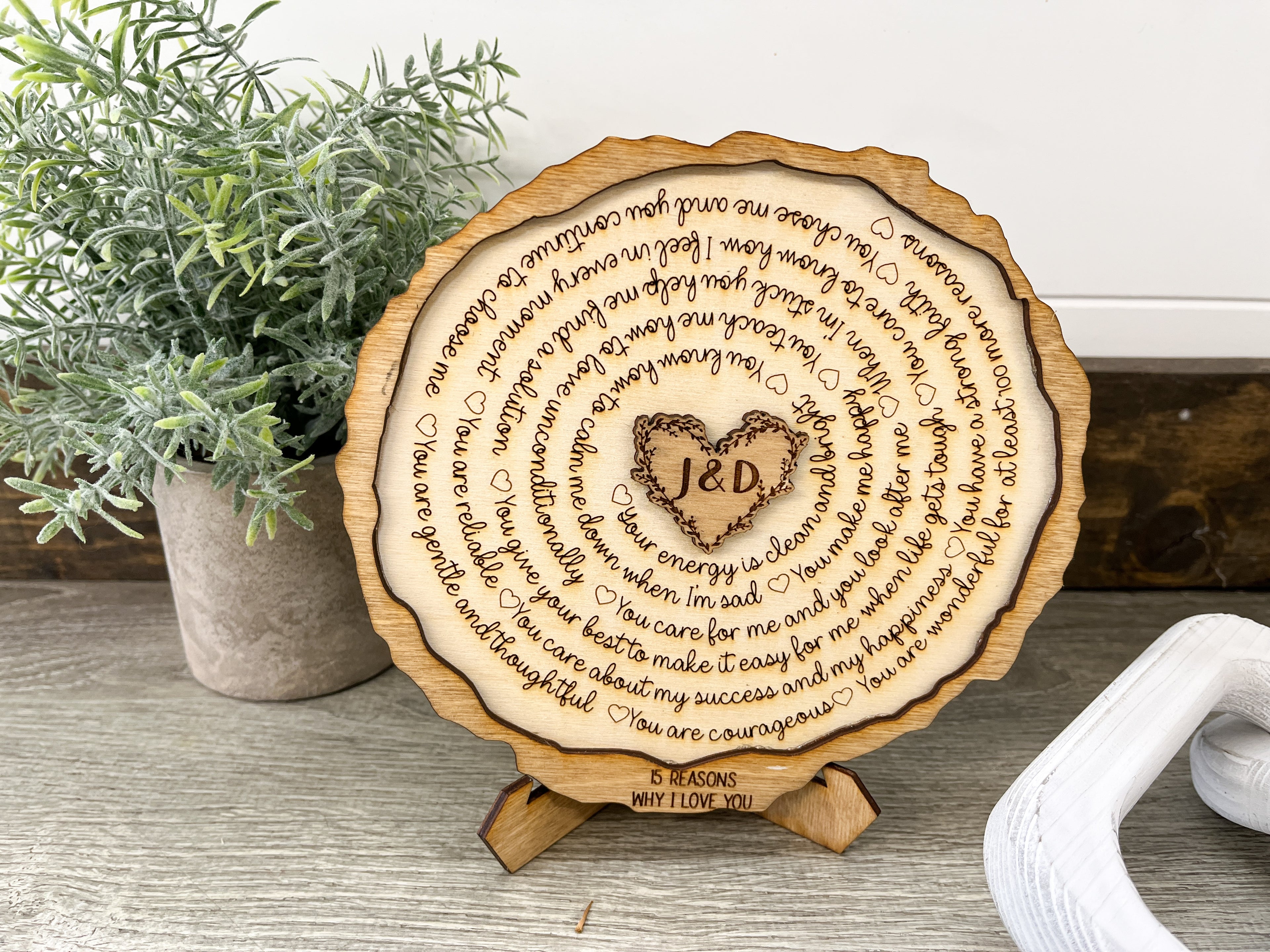 Round Log Reasons I Love You Sign