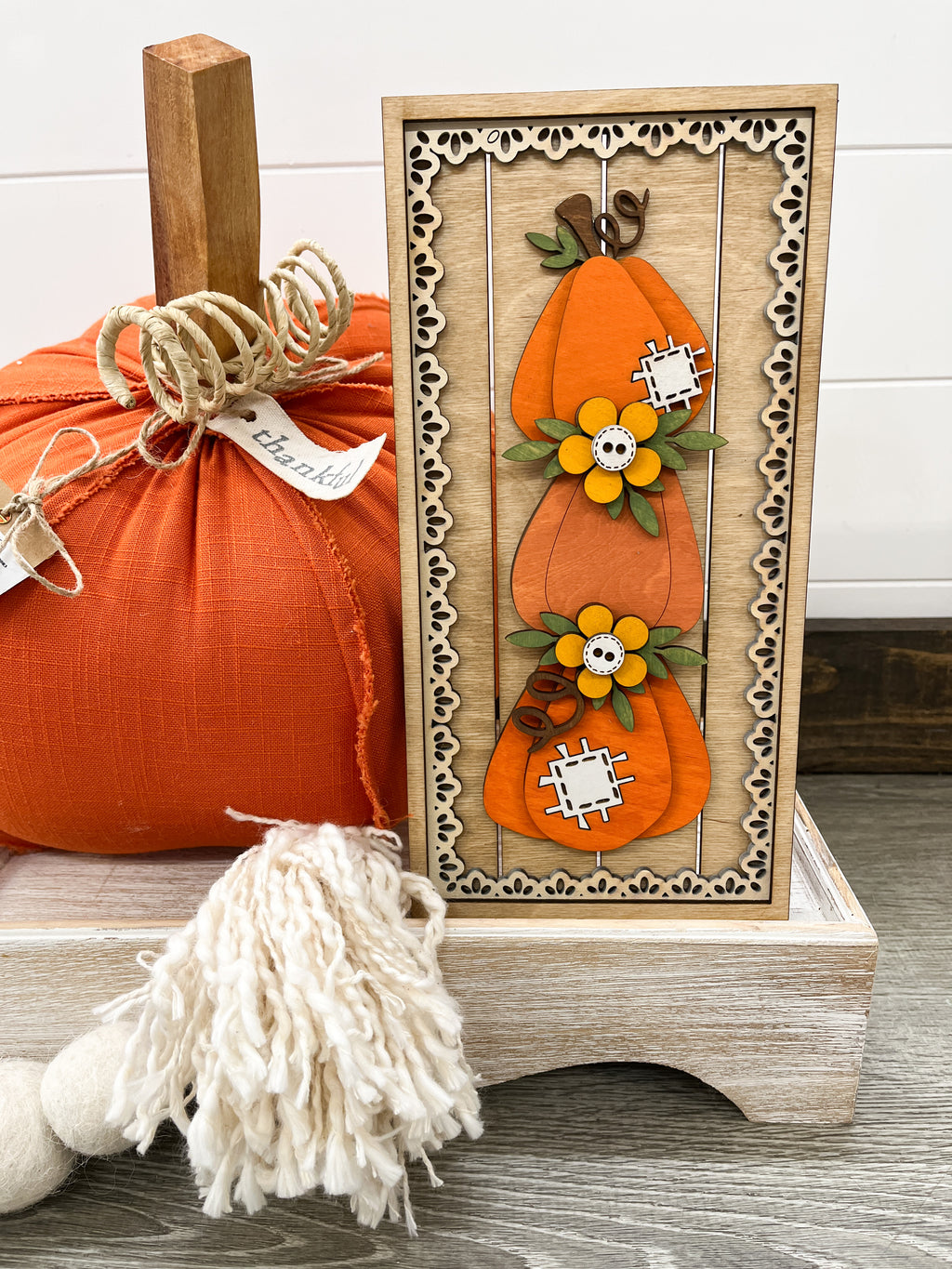 Vintage Lace Wood Pumpkins Sign